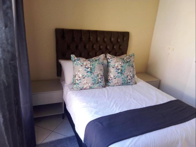 To Let 2 Bedroom Property for Rent in Liefde en Vrede Gauteng