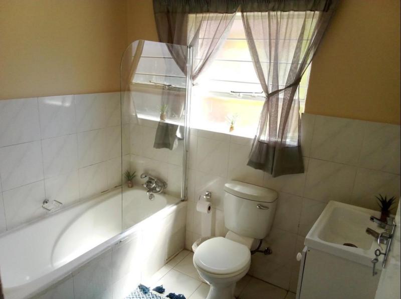 To Let 2 Bedroom Property for Rent in Liefde en Vrede Gauteng