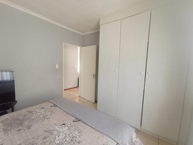 2 Bedroom Property for Sale in Willowbrook Gauteng