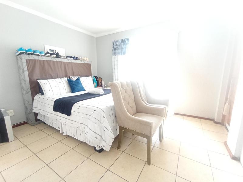 2 Bedroom Property for Sale in Willowbrook Gauteng
