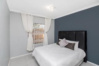 2 Bedroom Property for Sale in Honeypark Gauteng