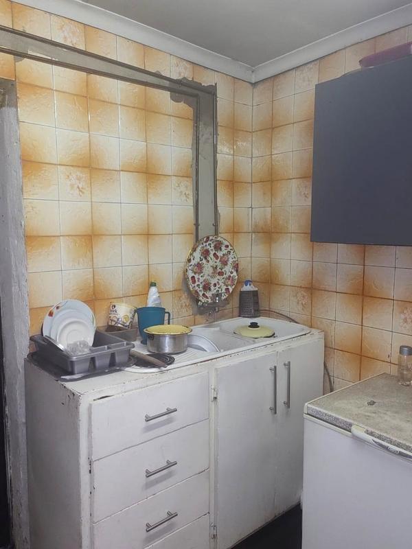 2 Bedroom Property for Sale in Chiawelo Gauteng