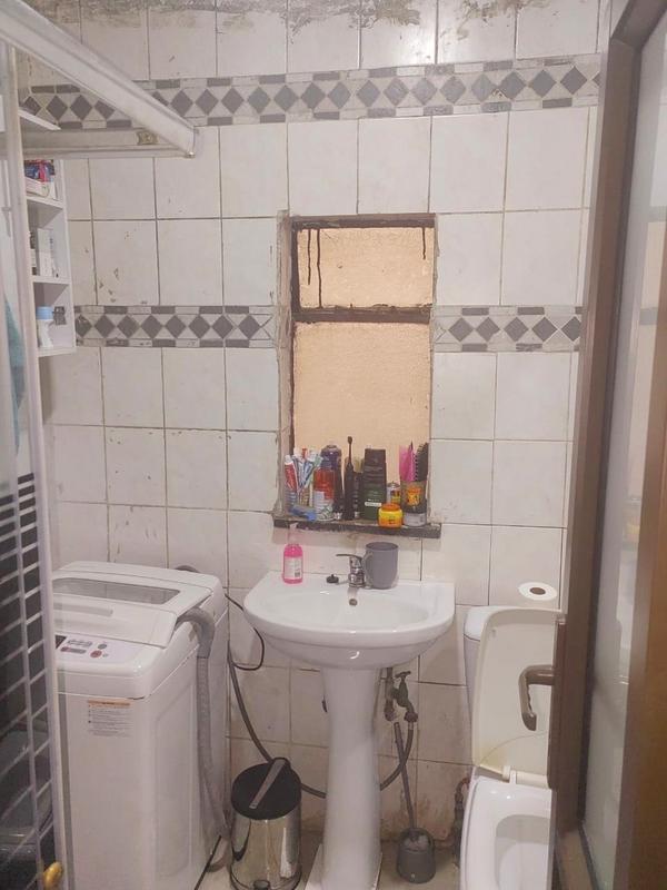 2 Bedroom Property for Sale in Chiawelo Gauteng