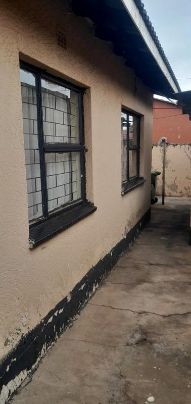 2 Bedroom Property for Sale in Pimville Gauteng