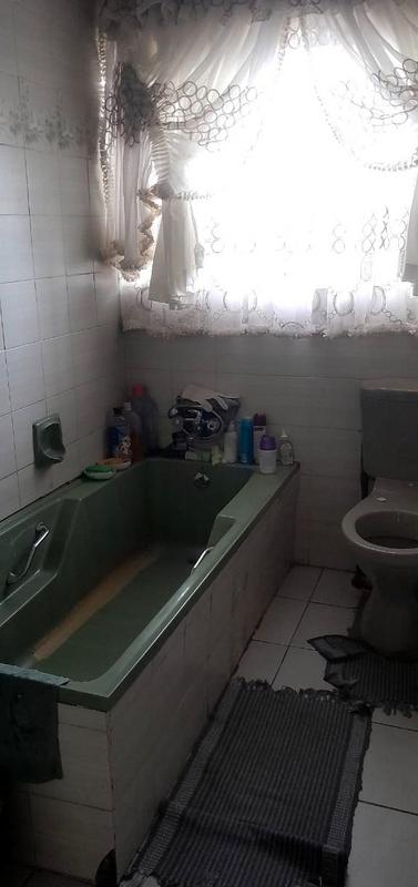 2 Bedroom Property for Sale in Pimville Gauteng