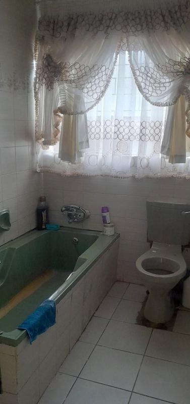 2 Bedroom Property for Sale in Pimville Gauteng