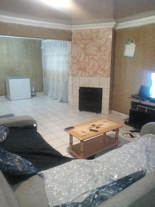 3 Bedroom Property for Sale in Protea Glen Gauteng