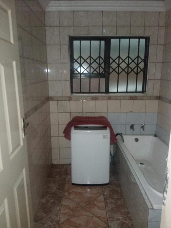 3 Bedroom Property for Sale in Protea Glen Gauteng