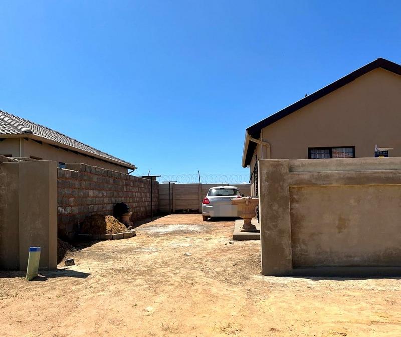 3 Bedroom Property for Sale in Windmill Park Gauteng