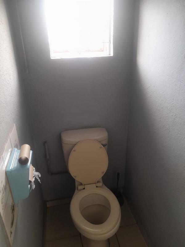 2 Bedroom Property for Sale in Moroka North Gauteng