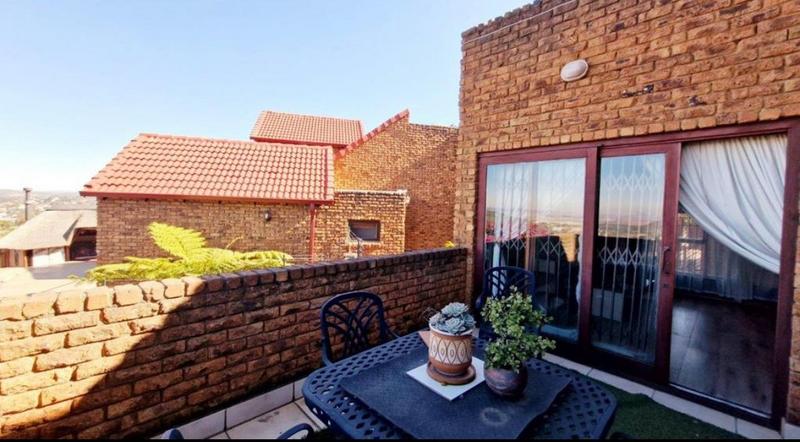 3 Bedroom Property for Sale in Bassonia Gauteng