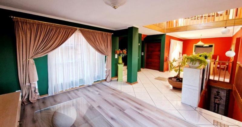 3 Bedroom Property for Sale in Bassonia Gauteng