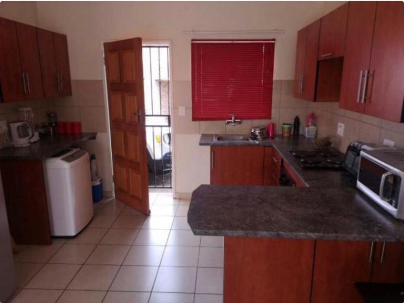 2 Bedroom Property for Sale in The Orchards Gauteng