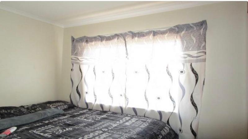 2 Bedroom Property for Sale in The Orchards Gauteng