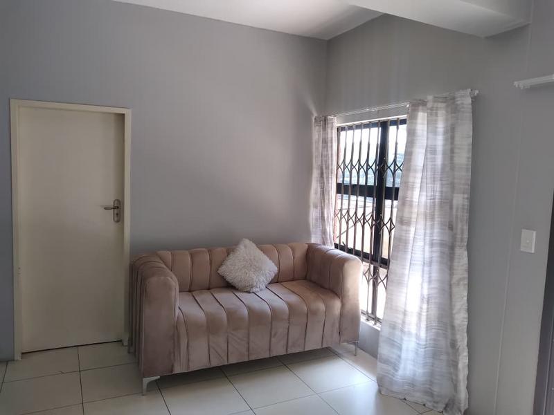 To Let 2 Bedroom Property for Rent in Milpark Gauteng