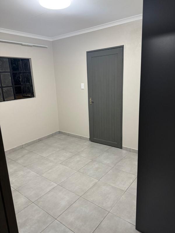 To Let 1 Bedroom Property for Rent in Noordwyk Gauteng