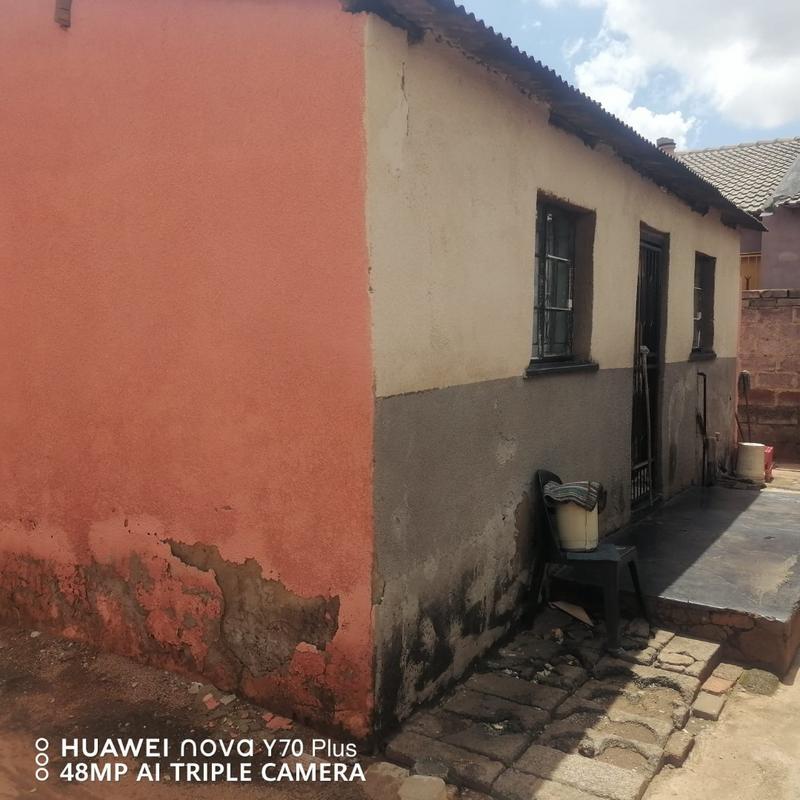 4 Bedroom Property for Sale in Tembisa Central Gauteng