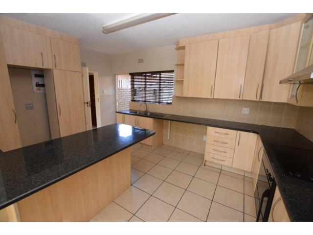 To Let 3 Bedroom Property for Rent in Morningside Gauteng