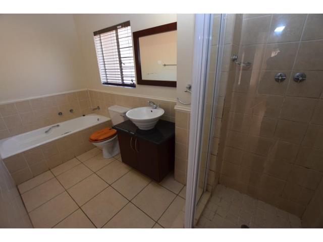 To Let 3 Bedroom Property for Rent in Morningside Gauteng