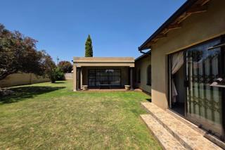 3 Bedroom Property for Sale in Dawn Park Gauteng