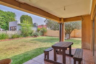 3 Bedroom Property for Sale in Dawn Park Gauteng