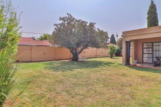 3 Bedroom Property for Sale in Dawn Park Gauteng
