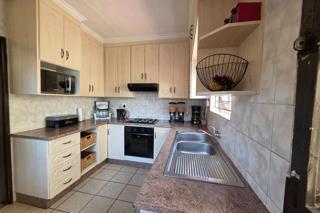 3 Bedroom Property for Sale in Dawn Park Gauteng
