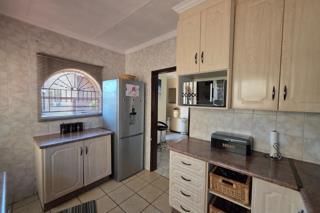 3 Bedroom Property for Sale in Dawn Park Gauteng