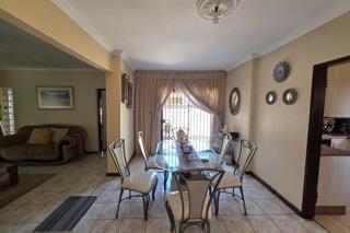 3 Bedroom Property for Sale in Dawn Park Gauteng