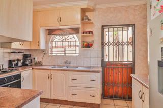 3 Bedroom Property for Sale in Dawn Park Gauteng