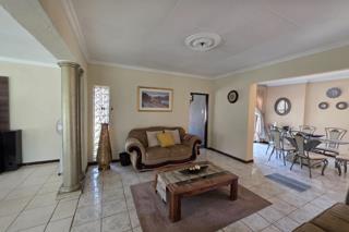 3 Bedroom Property for Sale in Dawn Park Gauteng