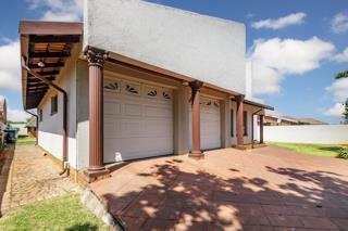 4 Bedroom Property for Sale in Dawn Park Gauteng