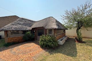 4 Bedroom Property for Sale in Dawn Park Gauteng