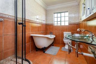 4 Bedroom Property for Sale in Dawn Park Gauteng