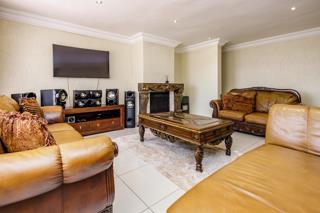 4 Bedroom Property for Sale in Dawn Park Gauteng