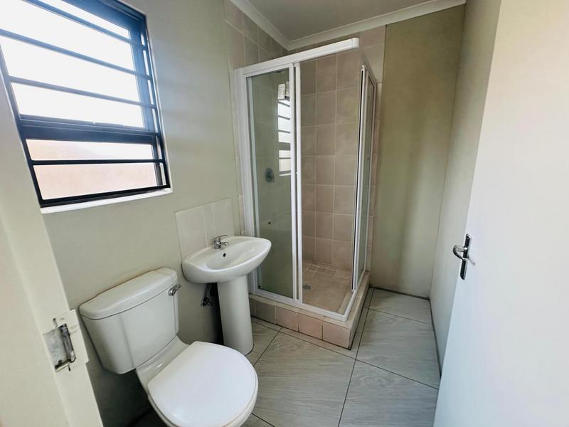 4 Bedroom Property for Sale in Dawn Park Gauteng