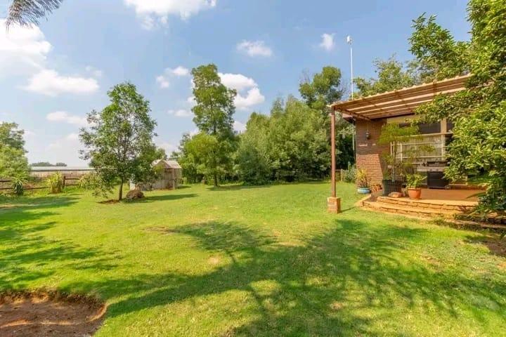 6 Bedroom Property for Sale in Kempton Park Gauteng