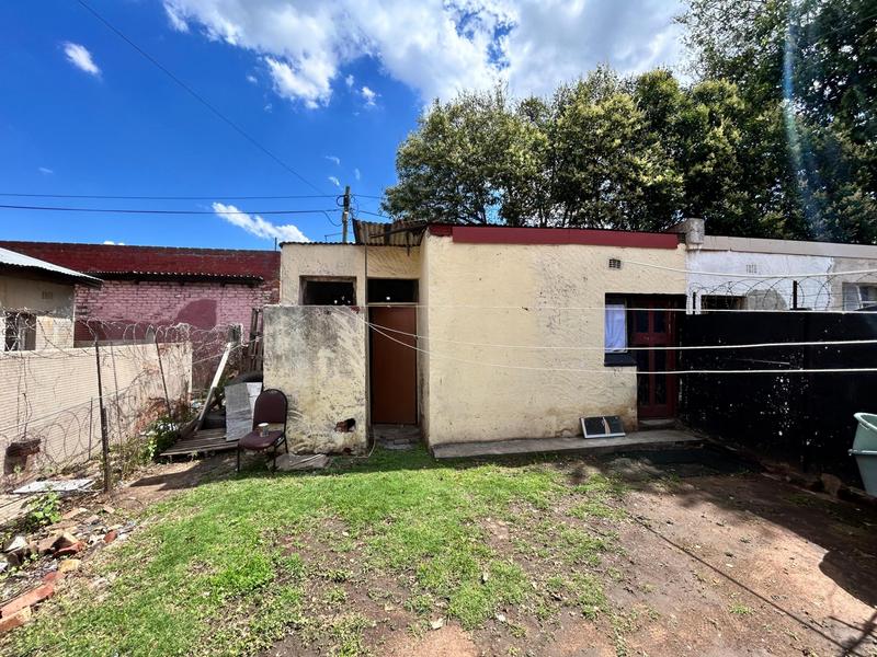 4 Bedroom Property for Sale in Geduld Gauteng