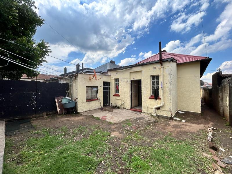 4 Bedroom Property for Sale in Geduld Gauteng