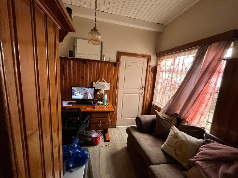 5 Bedroom Property for Sale in Orange Grove Gauteng