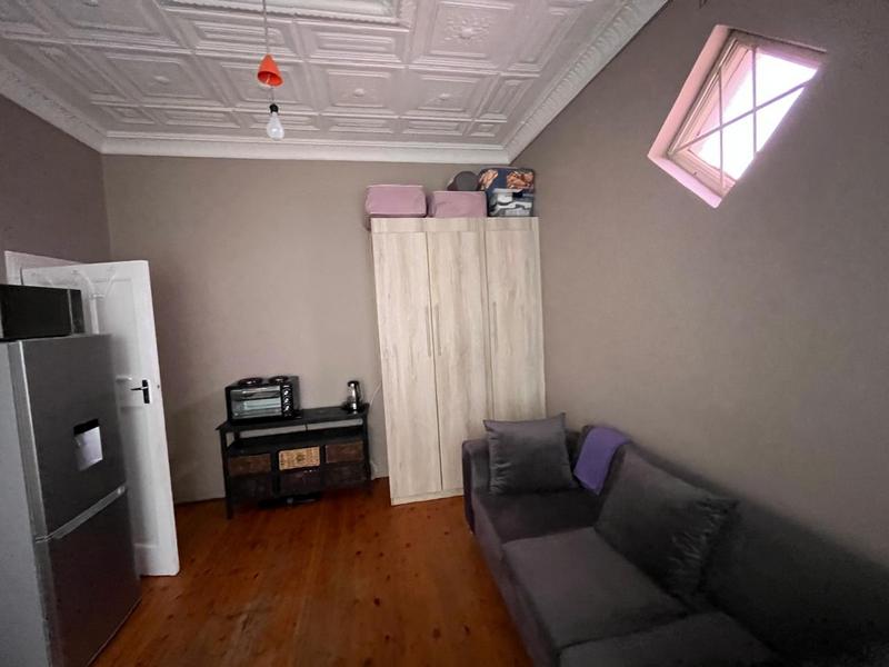 5 Bedroom Property for Sale in Orange Grove Gauteng