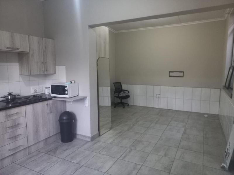 5 Bedroom Property for Sale in Orange Grove Gauteng