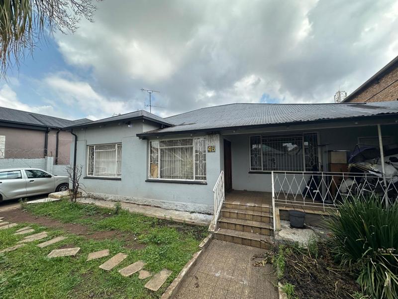 7 Bedroom Property for Sale in Orange Grove Gauteng