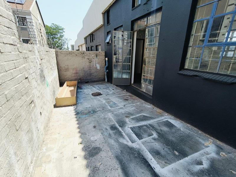 To Let commercial Property for Rent in Halfway House Gauteng