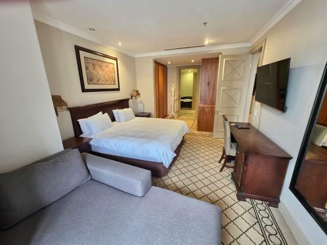 To Let 1 Bedroom Property for Rent in Sandton Central Gauteng