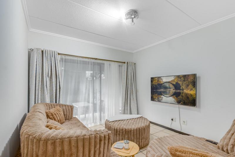 1 Bedroom Property for Sale in Bryanston Gauteng