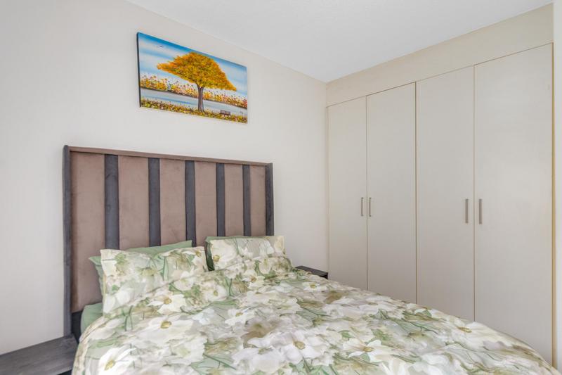 1 Bedroom Property for Sale in Lonehill Gauteng