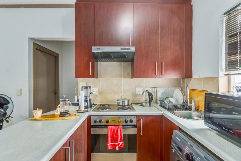 1 Bedroom Property for Sale in Sunninghill Gauteng