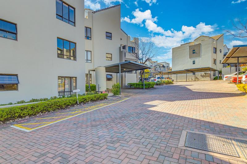 1 Bedroom Property for Sale in Sunninghill Gauteng