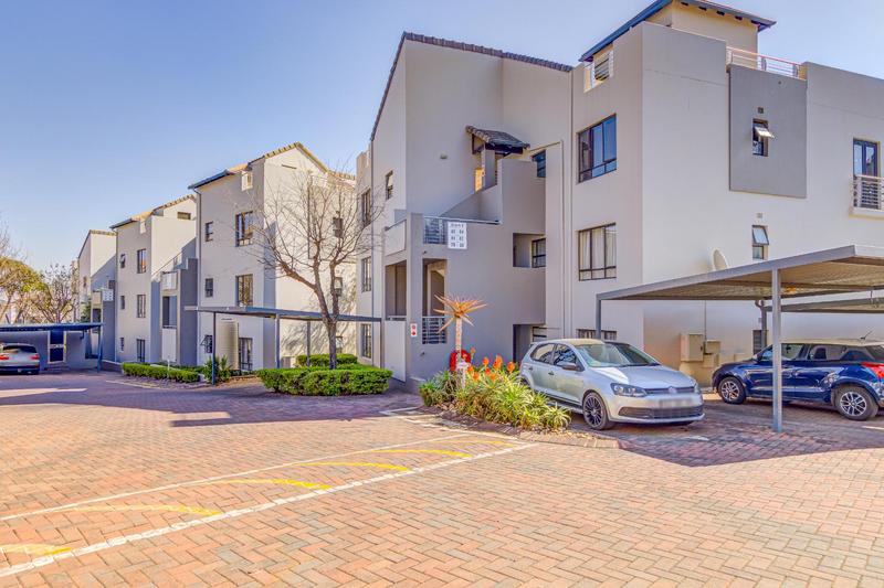 1 Bedroom Property for Sale in Sunninghill Gauteng